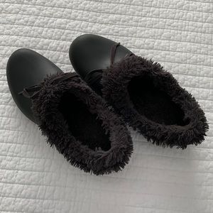 Crocs fur/fuzz Women 7